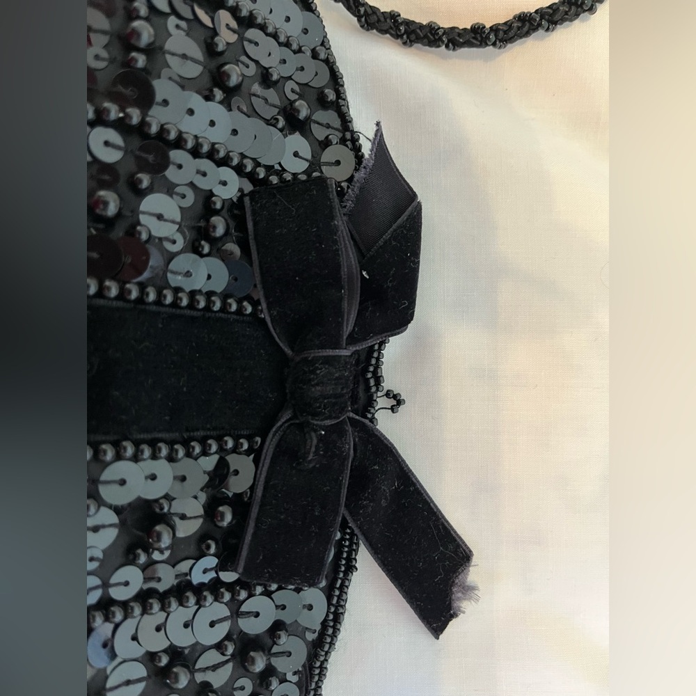 Black Sequin Beaded Clutch La Regale Snap Closure Strap - Picture 4 of 6